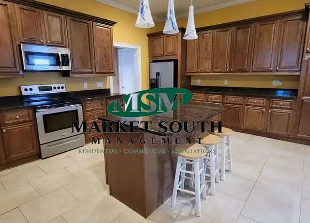 Property at 518 W 37th St, Savannah, GA, 31415, 3 beds, 2 baths, [object Object]