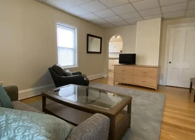 Property at 522 W 3rd St Unit 2W, Williamsport, PA, 17701, 1 bed, 1 bath, [object Object]