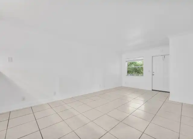 Property at 1140 NE 9th Ave Unit 13, Fort Lauderdale, FL, 33304, 1 bed, 1 bath, [object Object]