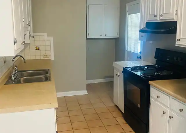 Property at 541 Wilbrown Cir, Charlotte, NC, 28217, 4 beds, 2 baths, [object Object]