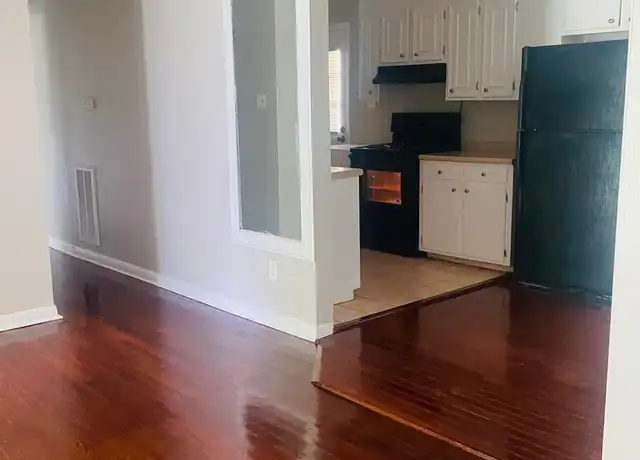 Property at 541 Wilbrown Cir, Charlotte, NC, 28217, 4 beds, 2 baths, [object Object]