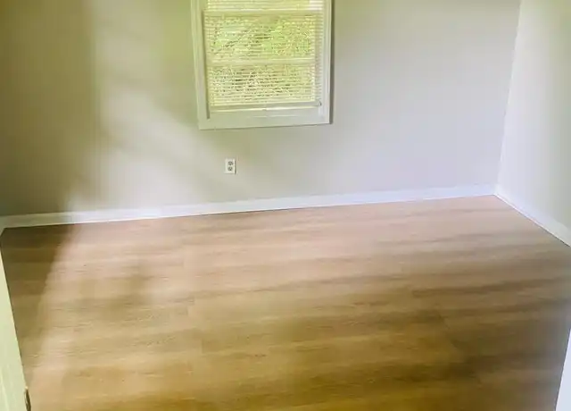 Property at 541 Wilbrown Cir, Charlotte, NC, 28217, 4 beds, 2 baths, [object Object]