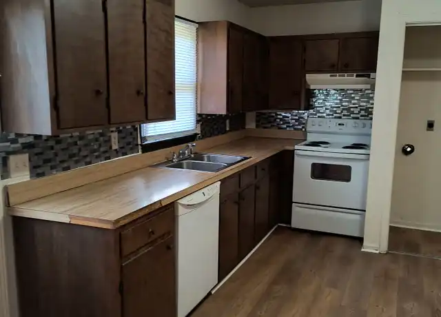 Property at 24 Churchill Dr Unit 20, Lynchburg, VA, 24502, 2 beds, 1 bath, [object Object]