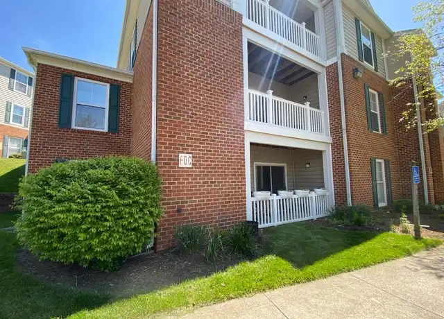 Property at 215 S Knollwood Dr, Blacksburg, VA, 24060, 3 beds, 2 baths, [object Object]