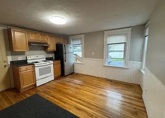 Property at 44 Bowdoin St Unit 1, Worcester, MA, 01609, 3 beds, 1 bath, [object Object]