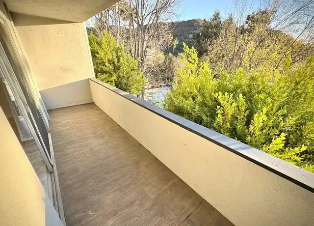 Property at 1935 Alpha Rd #319, Glendale, CA, 91208, 1 bed, 1 bath, [object Object]