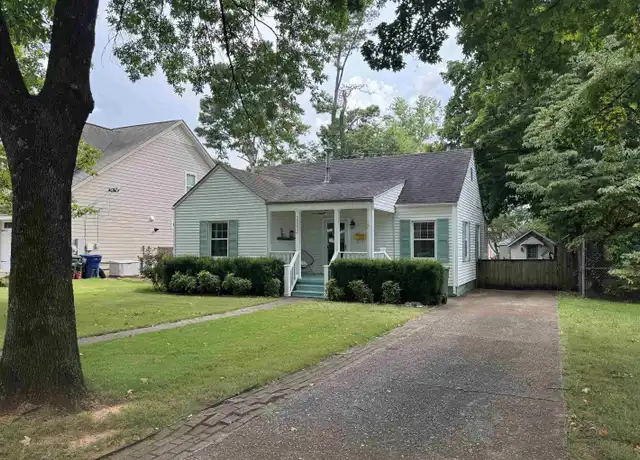 Property at 2602 Poincianna St SW, Huntsville, AL, 35801, 3 beds, 2 baths, [object Object]
