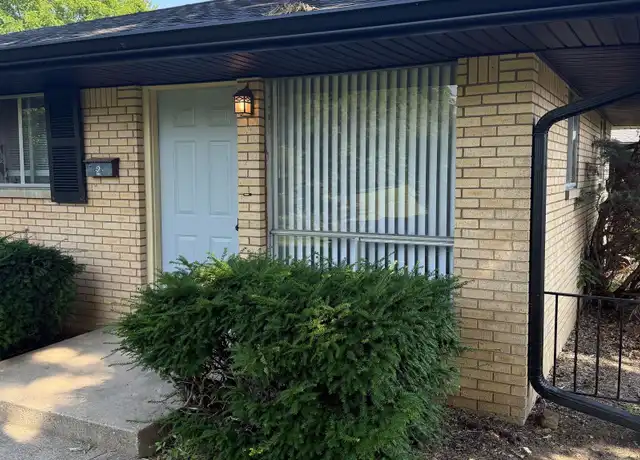 Property at 652 E Main St, Plainfield, IN, 46168, 1 bed, 1 bath, [object Object]