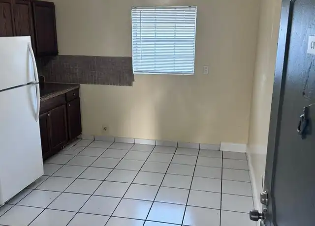 Property at 13695 NE 3rd Ct Unit C01, North Miami, FL, 33161, 1 bed, 1 bath, [object Object]