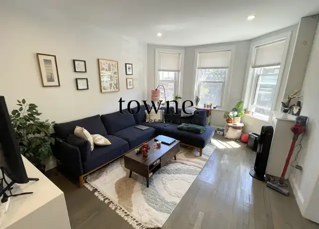 Property at 55 Queensberry St Unit 7, Boston, MA, 02215, 2 beds, 1 bath, [object Object]