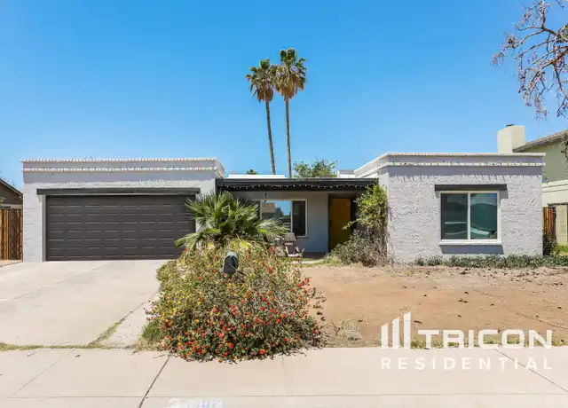 Property at 10022 N 48th Ave, Glendale, AZ, 85302, 4 beds, 2 baths, [object Object]