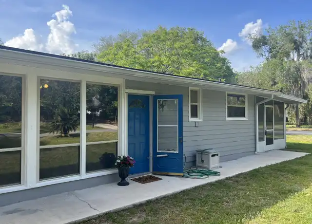 Property at 102 Clay St, Green Cove Springs, FL, 32043, 2 beds, 1.5 baths, [object Object]