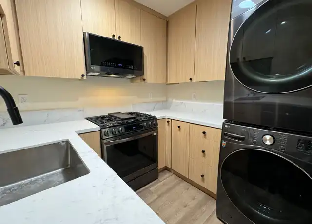 Property at 1059 Turquoise St Unit 1059, San Diego, CA, 92109, 2 beds, 1 bath, [object Object]