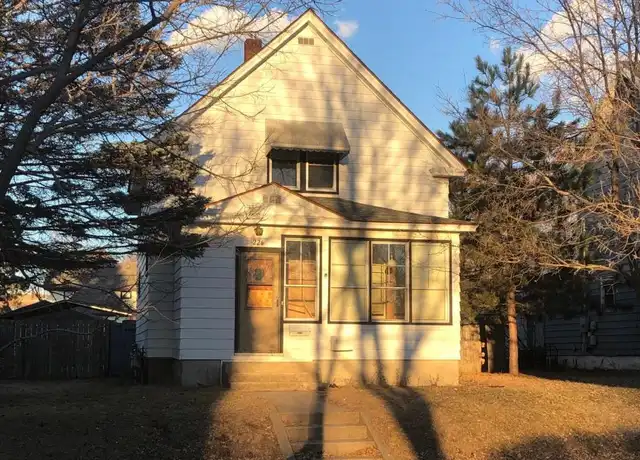 Property at 226 15th Ave S, Saint Cloud, MN, 56301, 4 beds, 2.5 baths, [object Object]