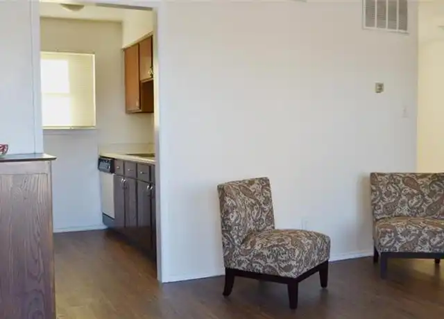 Property at 2526 W Prairie St #205, Denton, TX, 76201, 1 bed, 1 bath, [object Object]