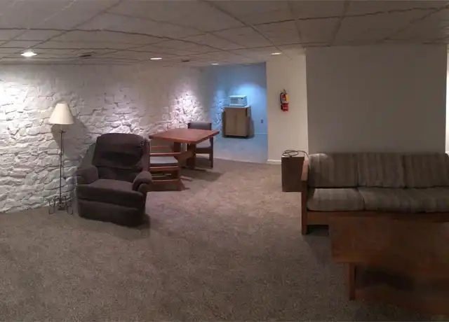 Property at 518 Allegheny St Unit 9, Hollidaysburg, PA, 16648, 1 bed, 1 bath, [object Object]