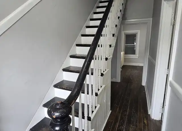 Property at 700 Idlewood Ave, Richmond, VA, 23220, 3 beds, 2 baths, [object Object]