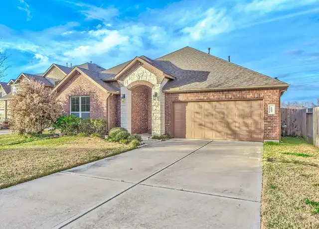 Property at 6602 Sterling Shores Ln, Rosenberg, TX, 77471, 3 beds, 3 baths, [object Object]