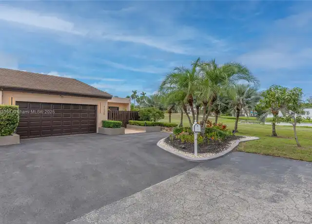 Property at 7225 Coldstream Dr #7225, Hialeah, FL, 33015, 2 beds, 2 baths, [object Object]