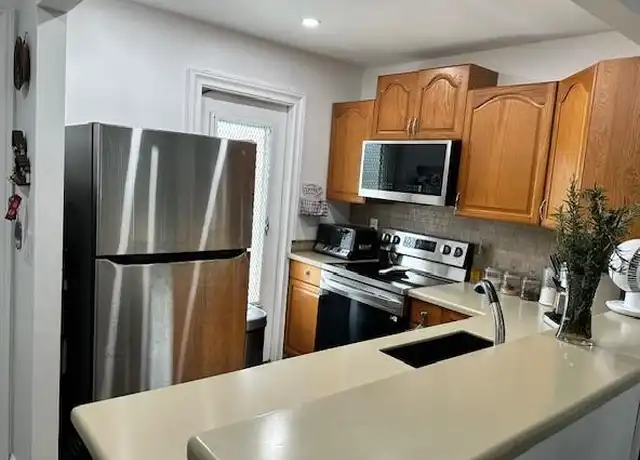 Property at 440 SE 2nd Ave Unit C24, Deerfield Beach, FL, 33441, 2 beds, 1 bath, [object Object]