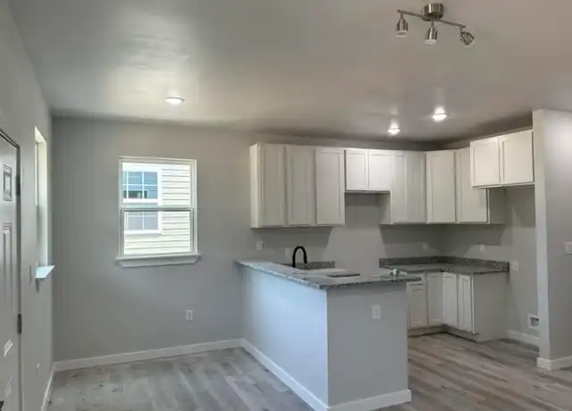 Property at 3303 W 15th St Unit A, Little Rock, AR, 72204, 3 beds, 2.5 baths, [object Object]
