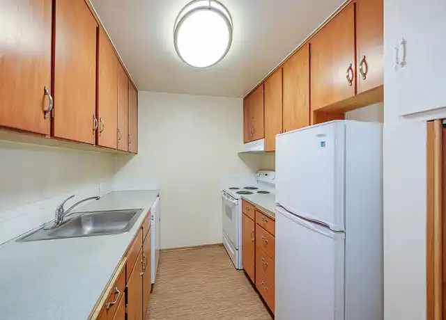 Property at 5247 15th Ave NE Unit A, Seattle, WA, 98105, 2 beds, 1 bath, [object Object]