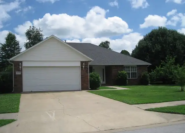 Property at 2003 SW Fir Ave, Bentonville, AR, 72713, 3 beds, 2 baths, [object Object]