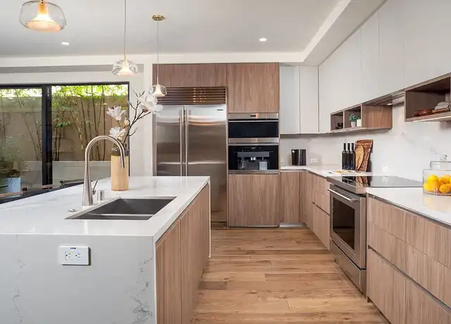 Property at The Alfred - 725 N Croft Ave, Los Angeles, CA, 90069, 2 beds, 2-2.5 baths, [object Object]