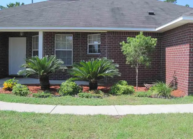 Property at 614 Batten Blvd, Pensacola, FL, 32507, 3 beds, 2 baths, [object Object]