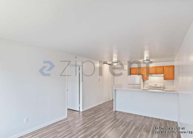 Photo of 100 Village Dr Unit 225, Brentwood, CA 94513