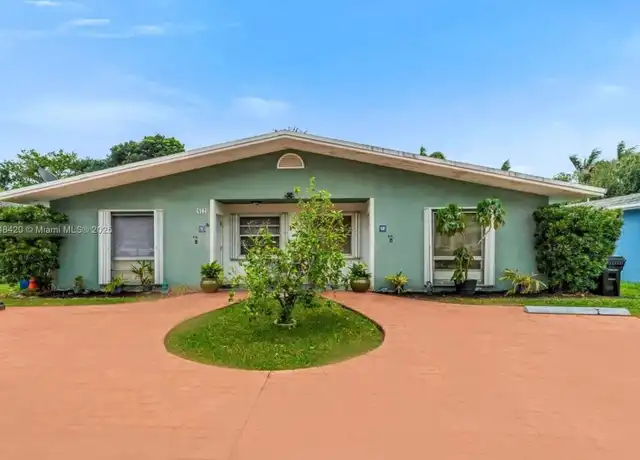 Property at 812 SW 13th St Unit 812, Fort Lauderdale, FL, 33315, 3 beds, 1 bath, [object Object]