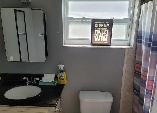 Property at 216 SW 15th St Unit B, Dania Beach, FL, 33004, 1 bed, 1 bath, [object Object]