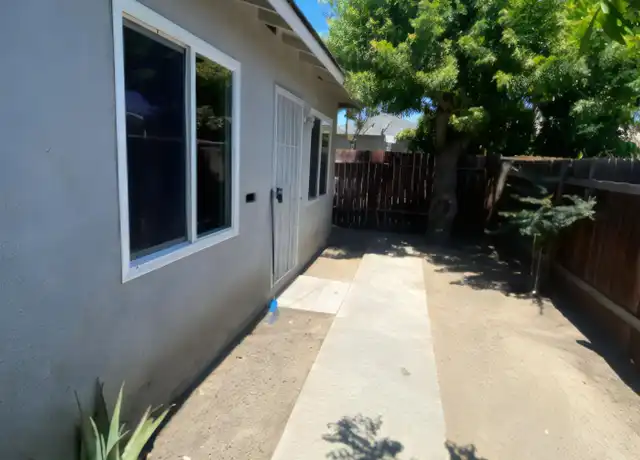 Property at 3297 Tenaya Ave, Lynwood, CA, 90262, 1 bed, 1 bath, [object Object]