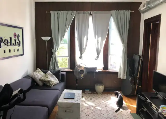 Property at 3341 S Lituanica Ave Unit 2F, Chicago, IL, 60608, 2 beds, 1 bath, [object Object]