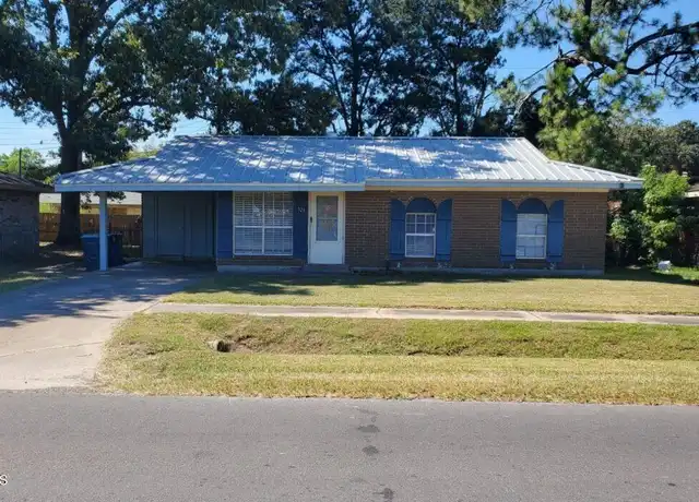 Property at 326 Guidry Rd, Lafayette, LA, 70503, 3 beds, 1.5 baths, [object Object]