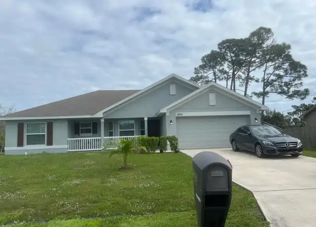 Property at 1425 SE Navajo Ln, Port Saint Lucie, FL, 34983, 3 beds, 2 baths, [object Object]