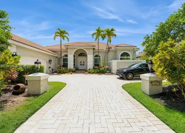 Property at 2708 Meadowood Dr Unit 2708, Weston, FL, 33332, 4 beds, 3.5 baths, [object Object]