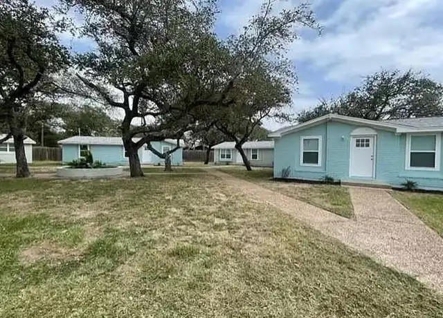 Property at 1300 N Live Oak St Unit 1, Rockport, TX, 78382, 3 beds, 2 baths, [object Object]
