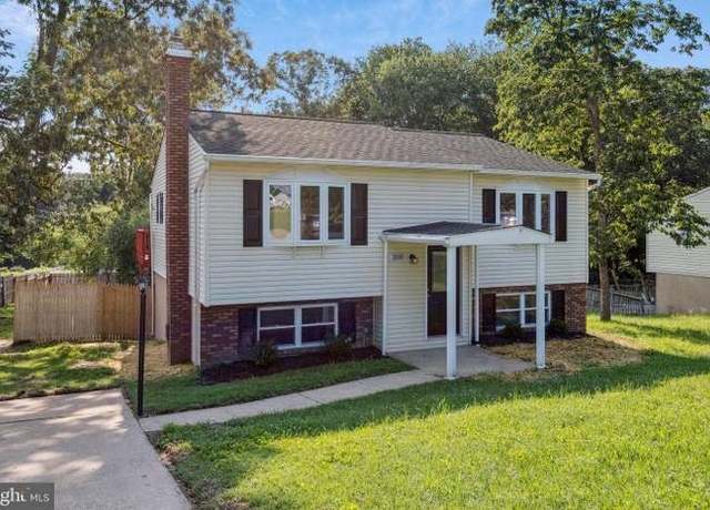 Photo of 200 Oak Dr, Pasadena, MD 21122