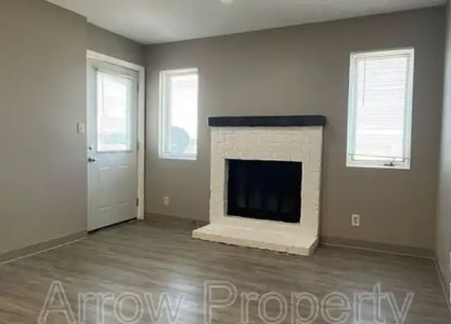 Property at 1500 S Folsom St Unit 9, Lincoln, NE, 68522, 2 beds, 1 bath, [object Object]