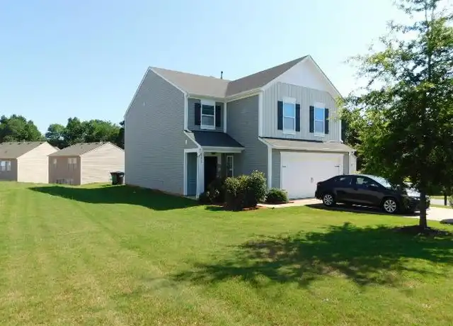 Property at 4623 Gibbons Link Rd, Charlotte, NC, 28269, 3 beds, 3 baths, [object Object]