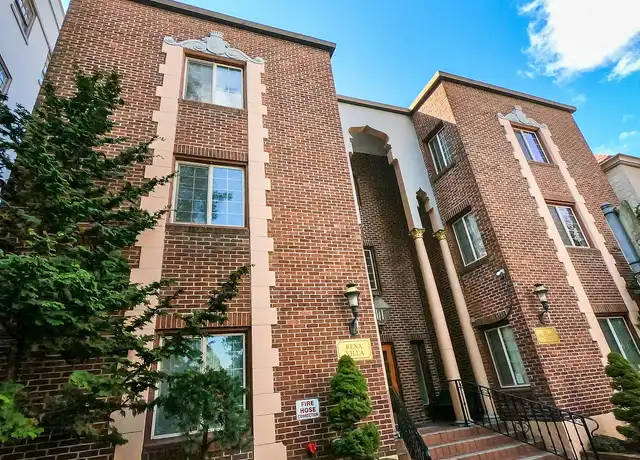 Property at Rena Villa - 815 SW Vista Ave, Portland, OR, 97205, 1 bed, 1 bath, [object Object]