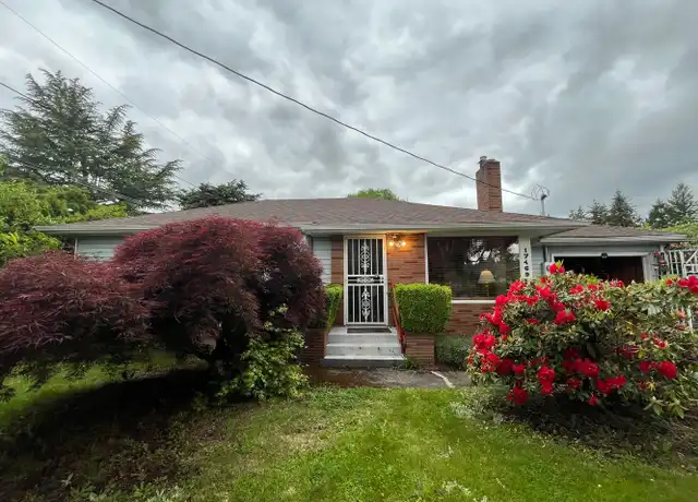 Property at 17469 SE Main St, Portland, OR, 97233, 3 beds, 1 bath, [object Object]