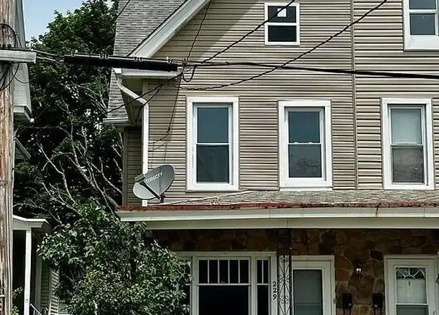 Property at 229 Coal St, Lehighton, PA, 18235, 3 beds, 1 bath, [object Object]