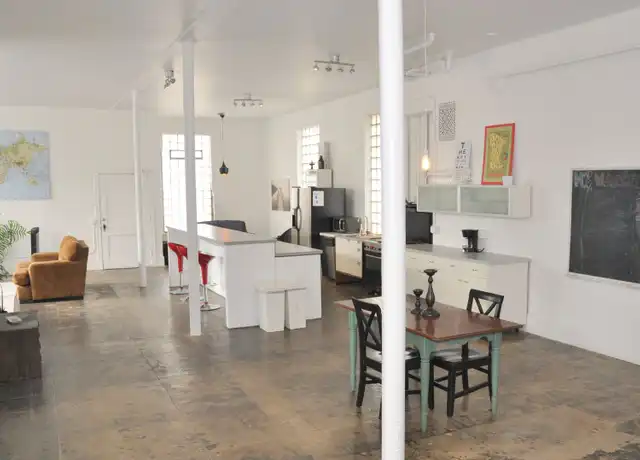Property at 2550 Pillsbury Ave Unit 2, Minneapolis, MN, 55404, 3 beds, 1 bath, [object Object]