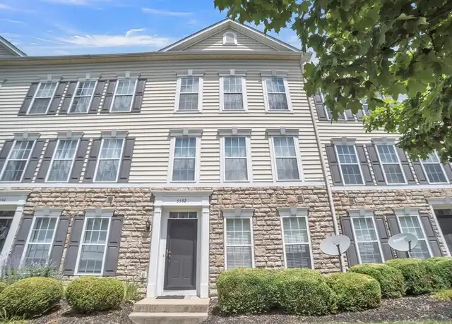 Property at 5592 Bow Falls Blvd Unit 1, Hilliard, OH, 43026, 3 beds, 2.5 baths, [object Object]