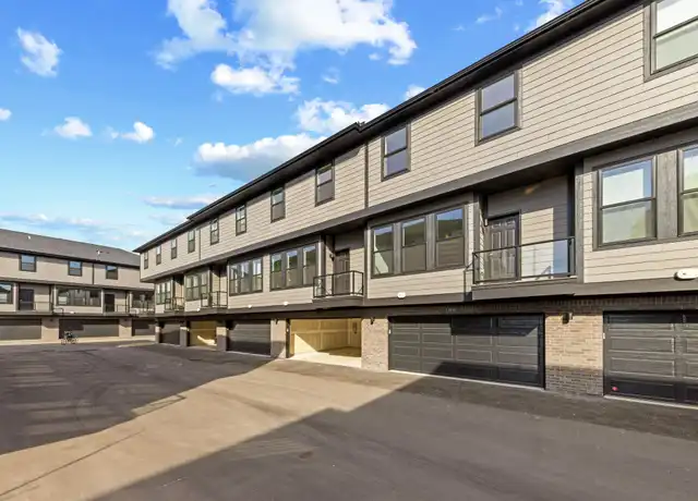 Property at 2822 Summers Pl, Troy, MI, 48084, 3 beds, 2.5 baths, [object Object]