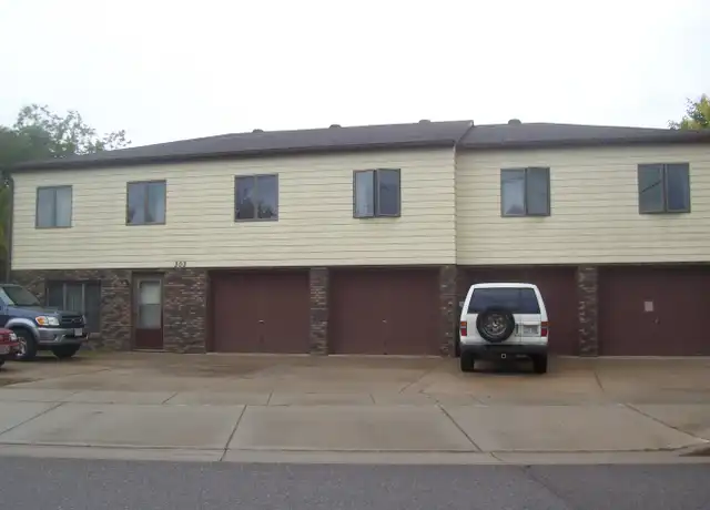 Property at 303 Talmadge St Unit 4, Eau Claire, WI, 54701, 2 beds, 1 bath, [object Object]