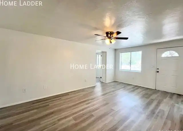Property at 2115 N Oracle Rd Unit 3102, Tucson, AZ, 85705, 1 bed, 1 bath, [object Object]