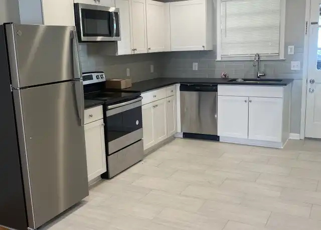 Property at 2908 23rd Ave S Unit B, Nashville, TN, 37215, 2 beds, 1 bath, [object Object]